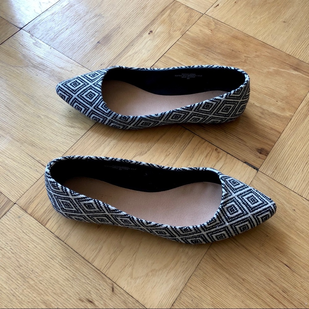 One of kind,  “zebra” unique beautiful flats!